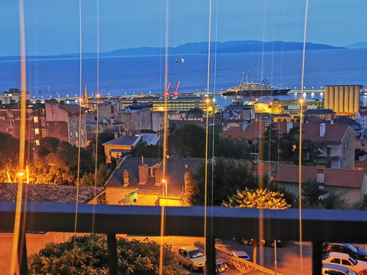 Leelee Apartman Fiume Kültér fotó
